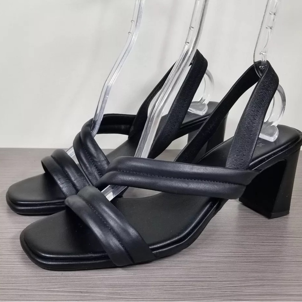 Caslon Heels